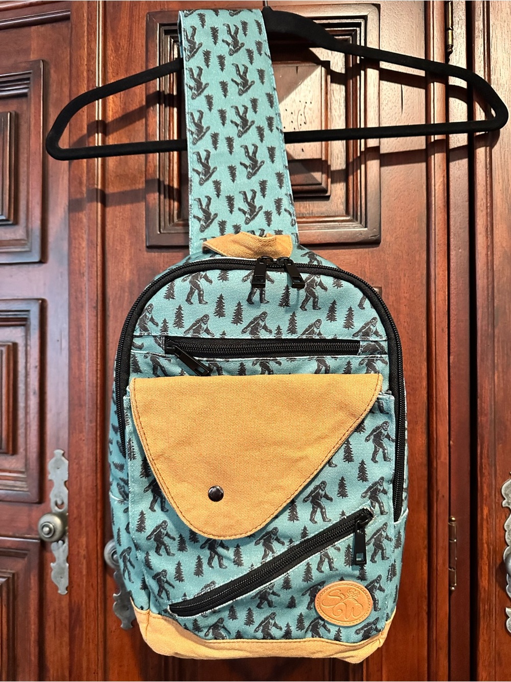 BIGFOOT Sipsey Wilder CANVAS Teal & Tan Sling Bag